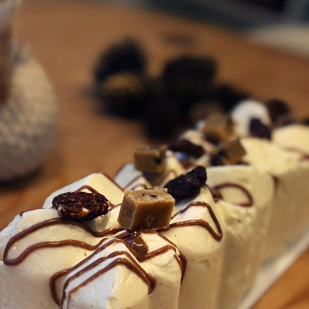 Bûche pâtissière - Vanille & Noix de Pécan