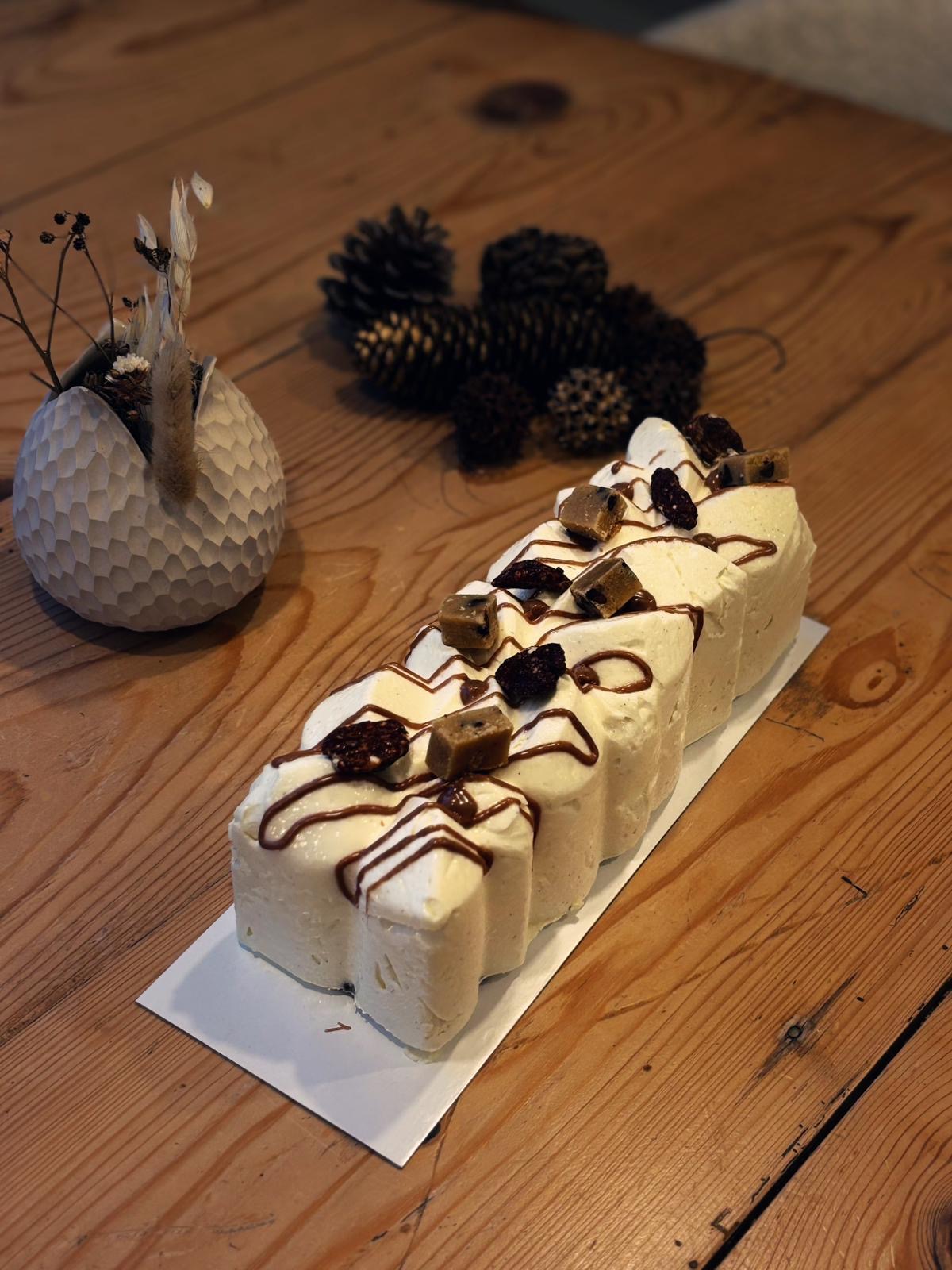 Bûche pâtissière - Vanille & Noix de Pécan – Image 2